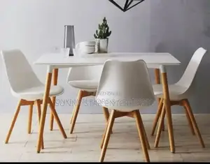 Quality Dining / Restaurant Table