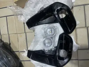 Fog Lamp And Cover Hilux 2022