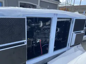 Heavy-duty England Perkins Soundproof Diesel Generator150kva