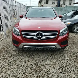 Mercedes-Benz GLC-Class 2017 Red