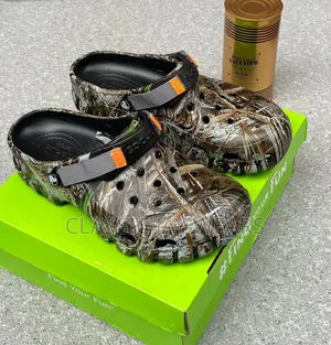 9 Different Beautiful Latest Crocs Picture