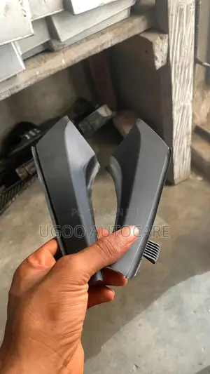 Windscreen Chrome Rav4 2014 2017