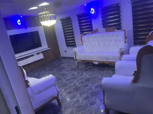Royal Chair