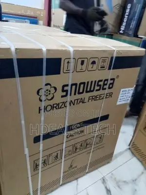 Snowsea 150l Chest Freezer - Sleek Design, Maximum Storage