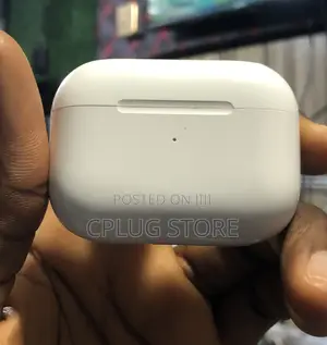 (Fairly Used)Apple Airpods Pro(2) (Usb)(C)