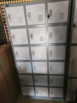 Quality 18 Doors Workers Lockers.