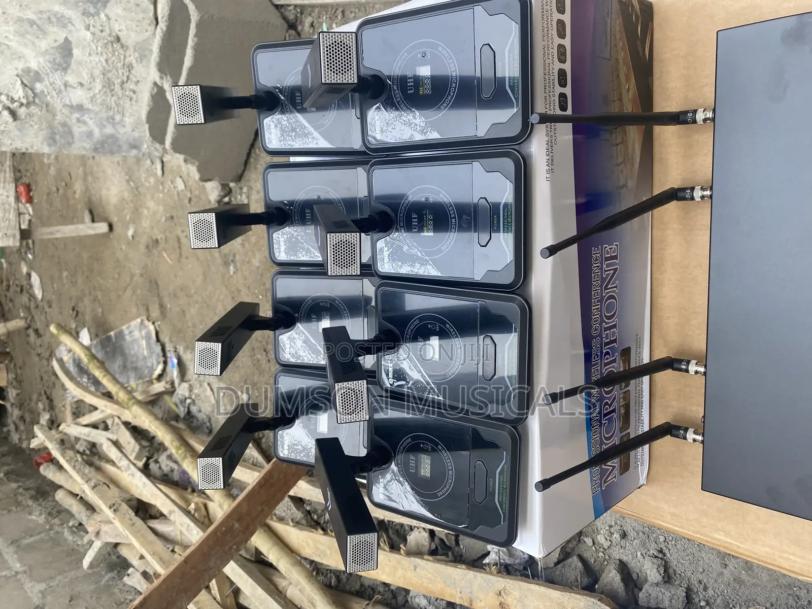 Max 8in1 Conference Wireless Microphone System