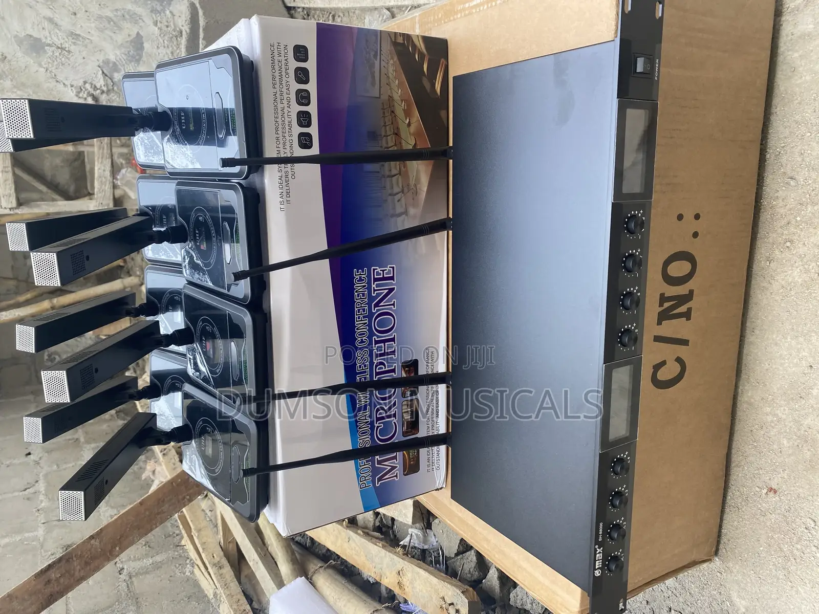 Max 8in1 Conference Wireless Microphone System