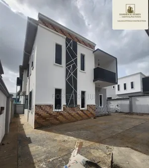 4bdrm Duplex in Kolapo Ishola Gra, Akobo for sale