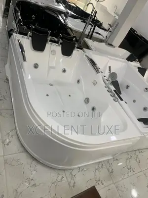 White Double Jacuzzi Massage Bathtub 120x180cm