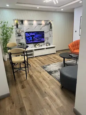 Exquisite One Bedroom Apartment With 24/7 Electricity
