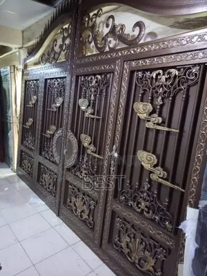 Luxury Gate With Remote Control System