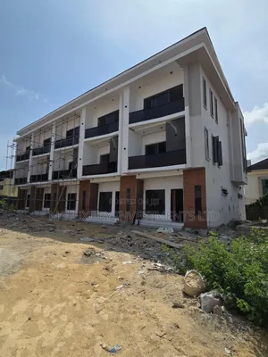 4bdrm Townhouse/Terrace in Lekki for sale