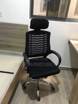 Employee Mesh Chair
