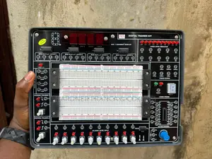 Digital System Trainer