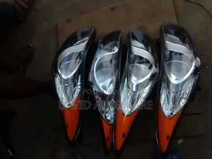 Set Head Lamp Hyundai Elentra 2012