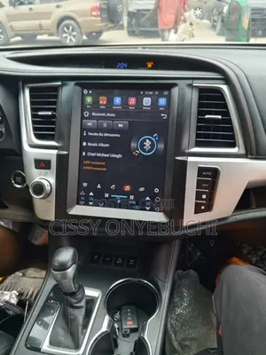 Highlander Android Tesla 2014_2018 Player