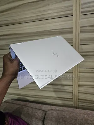 Laptop HP EliteBook 1040 G8 16GB Intel Core i7 SSD 512GB