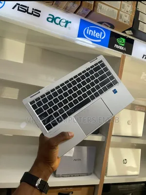 Laptop HP EliteBook 1040 G8 16GB Intel Core i5 SSD 512GB