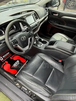 Toyota Highlander XLE 4dr SUV AWD (3.5L 6cyl 6A) 2015 Black