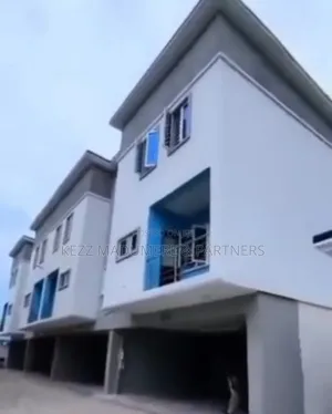 4bdrm Duplex in Dr Peter Odili ,, Port-Harcourt for sale