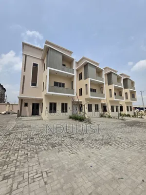 4bdrm Townhouse/Terrace in Dawaki for sale