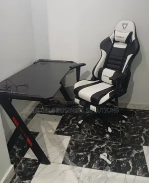 Ergonomic/ Gaming Table and Chair
