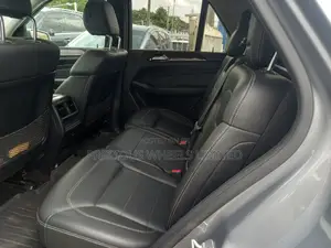 Mercedes-Benz M Class 2012 Silver
