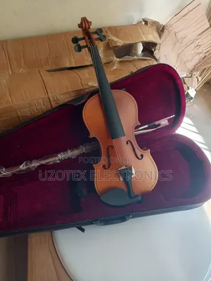 Yamaha Violin Available in Different Sizes