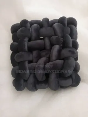 Luxury Knotted Cushion Throw 18,500