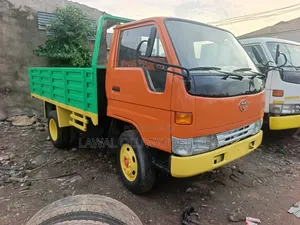 Nigeria Use Toyota Dyna 2000 Orange