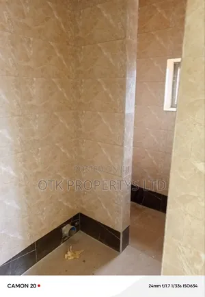 2bdrm Block of Flats in Fo1, Kubwa for rent
