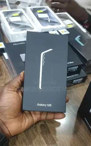 New Samsung Galaxy S25 256 GB