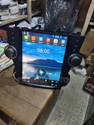 2008-2012 Toyota Highlander Tesla Android + Reverse Camera