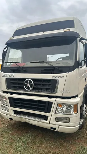 Aston Truck With Foton Engine 420 Horse Power