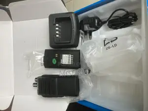 Samcom Cp-800 Portable Two Way Radio