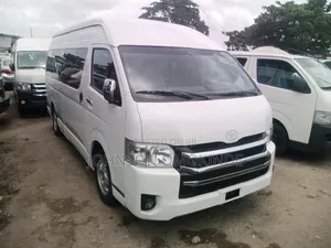 Toyota HiAce 2014 White