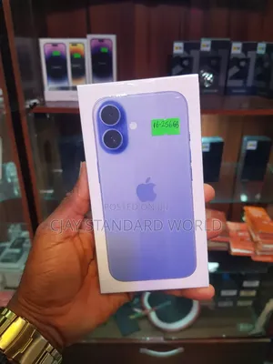 New Apple iPhone 16 128 GB Blue