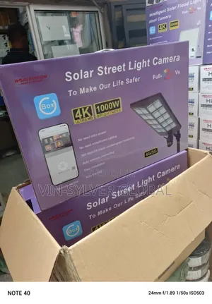 Solar-Powered CCTV Camera 4g Simcard With Dual Street Light