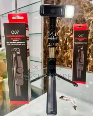 Q07 Selfie Stick Built With Light