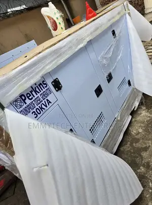 Sp-30kva Perkins Diesel Soundproof Generator 2years Wty