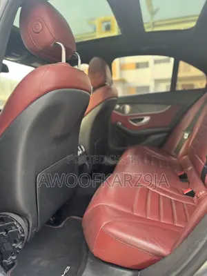 Mercedes-Benz C300 Luxury 4dr AWD 4Matic Sedan (2.0L 4cyl 7A) 2015 Gray