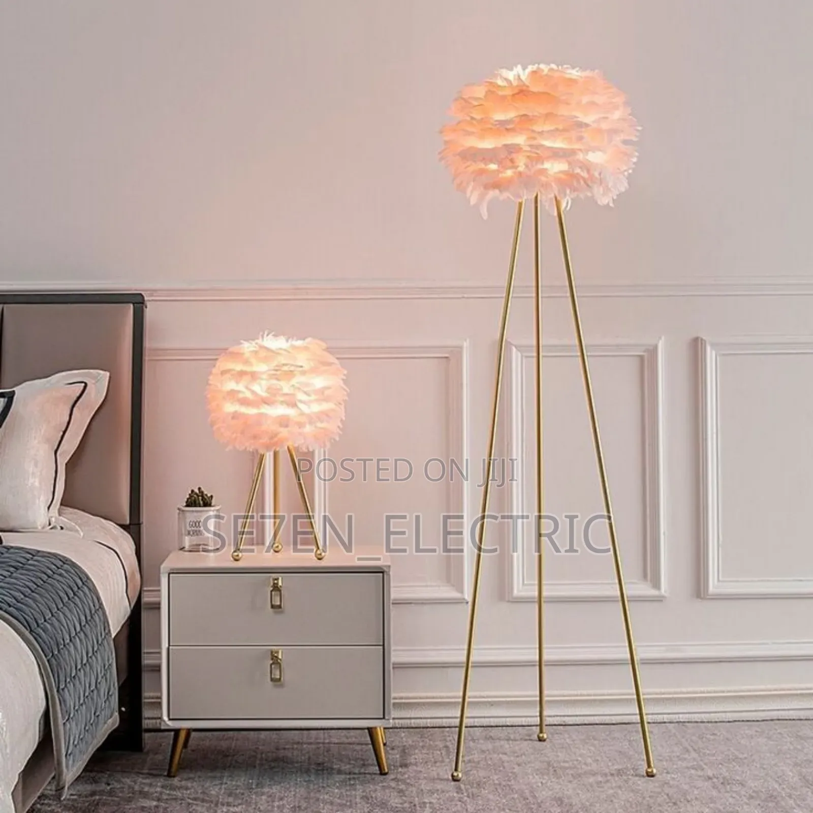 Feathers Standing Lamp Interior Creative Design.