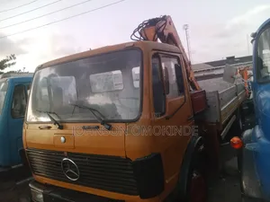 Hiab Mercedes Truck