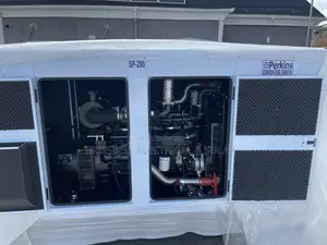 Original England Perkins Soundproof Diesel Generator 200kva