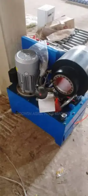 Hose Crimping Machine