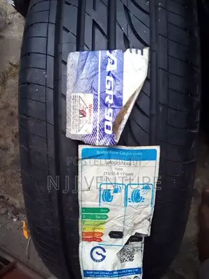 215 55 R17 Bridgestone Non China