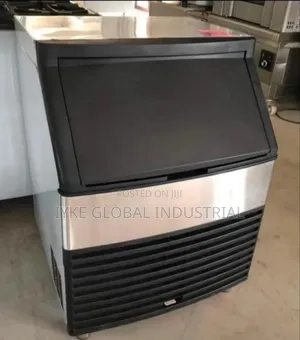 Ice Cube Maker