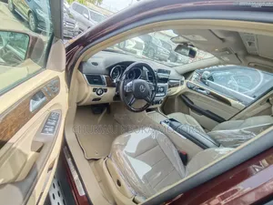 Mercedes-Benz M Class ML350 4MATIC 4dr SUV AWD (3.5L 6cyl 7A) 2014