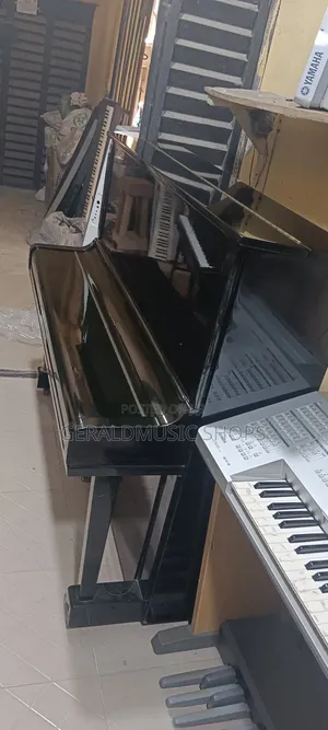 Uk Used Samick Acoustic Piano